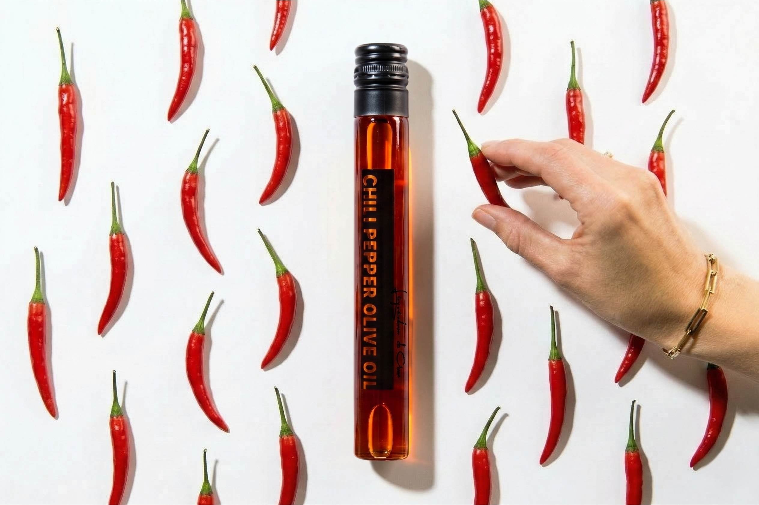 Glazen chilipeper olijfolie tube - TUBES Gifts